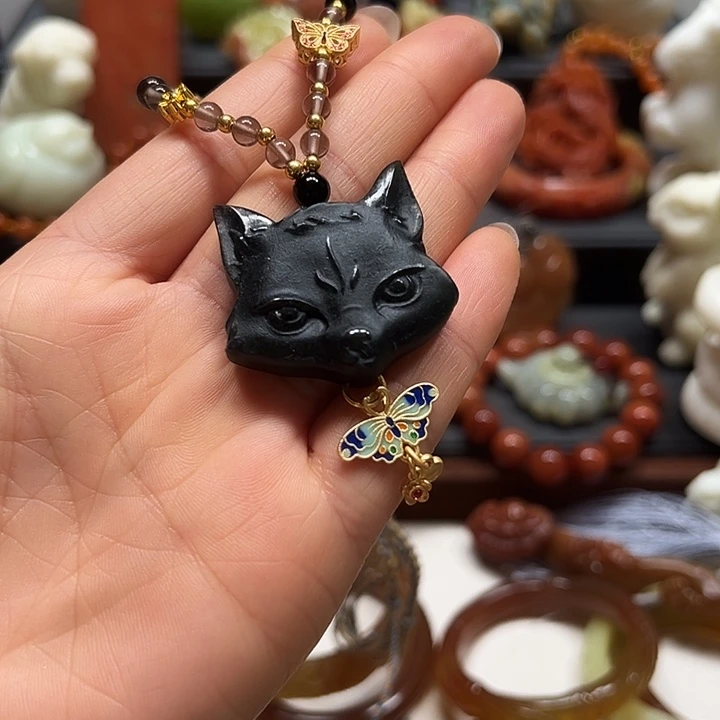 蛇纹石玉吊坠未镶嵌