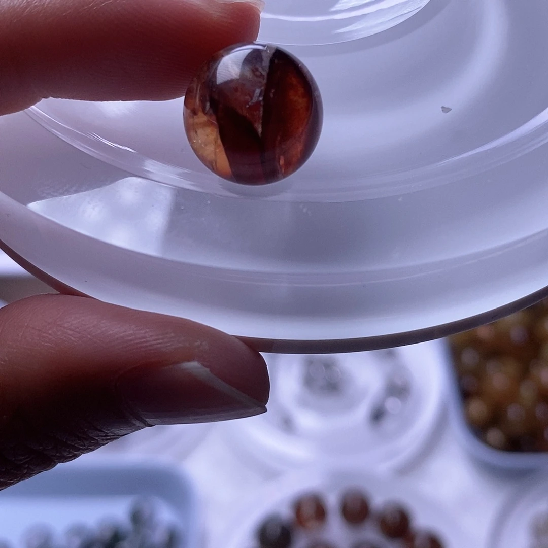 水晶天然水晶打孔不退不换未镶嵌金**?