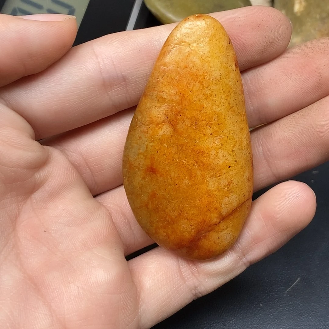 和田玉（糖玉）未镶嵌挂件