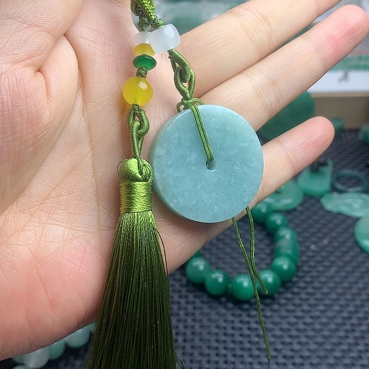 未镶嵌石英质玉珠宝半成品白***觉