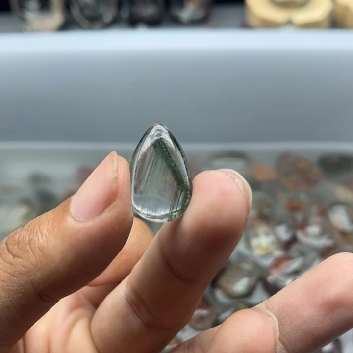 未镶嵌吊坠(赠链)水晶相**生