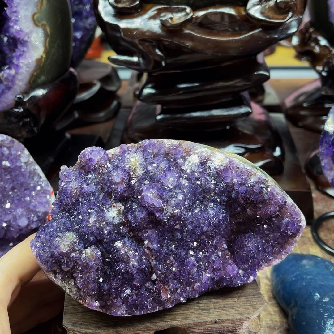 水晶大型摆件未镶嵌