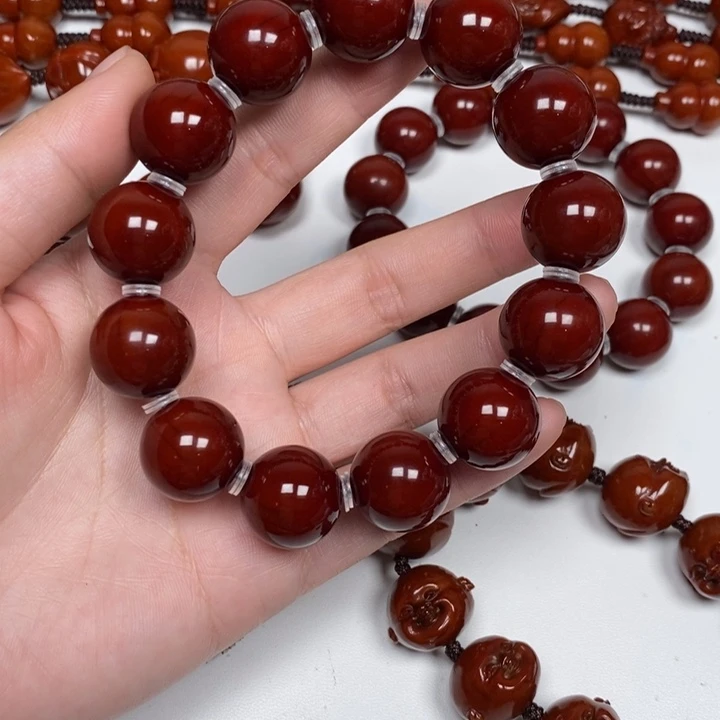 c***m橄榄核雕刻工艺的发展