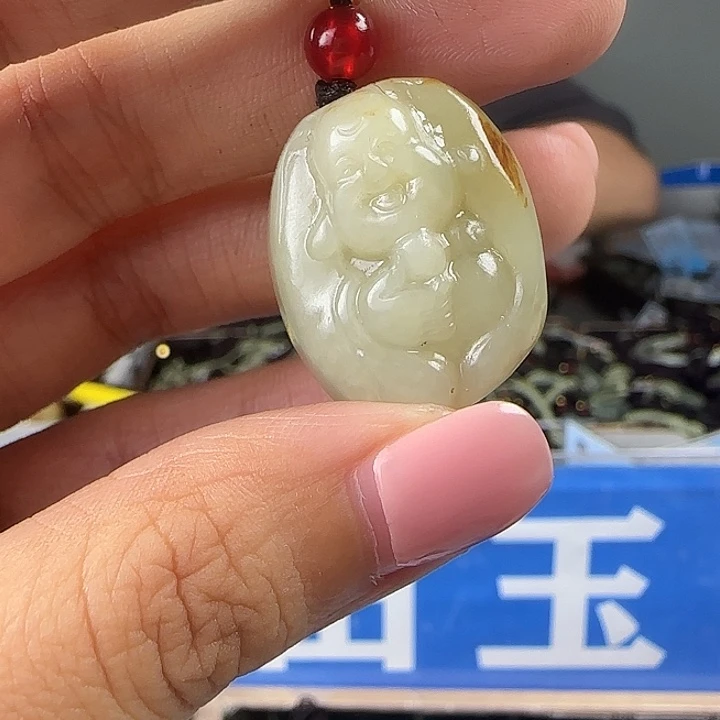 颈饰未镶嵌和田玉