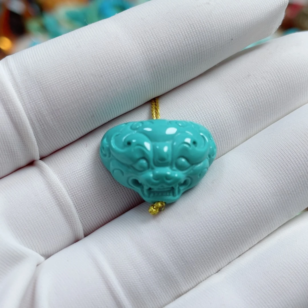 绿松石未镶嵌珠宝奇石