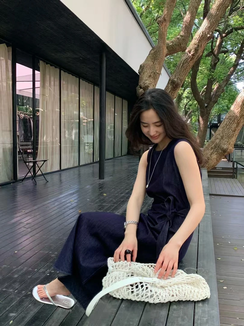 【好心情】牛仔色无袖连衣裙显瘦显白