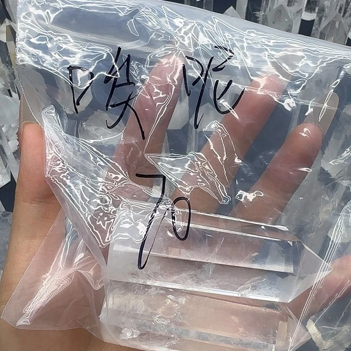 唉***呢水晶摆件未镶嵌天然水晶