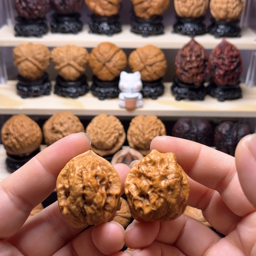 文玩核桃吊坠6w至尊妖蝉35尺