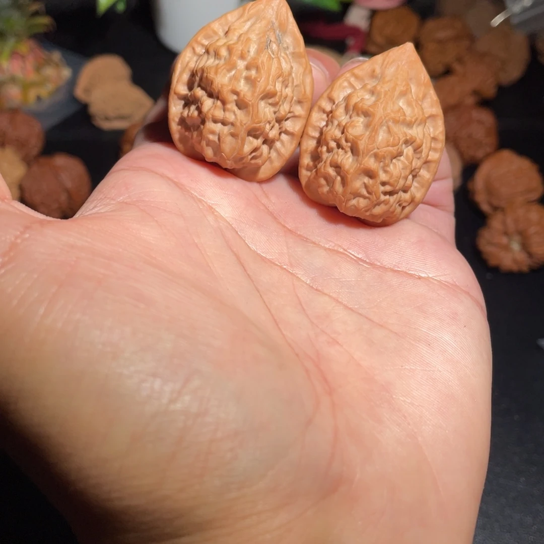 文玩核桃吊坠32原树野鸡树王对