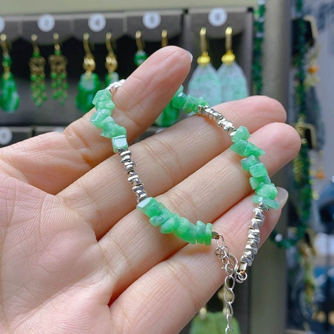 未镶嵌翡翠耳饰翡翠