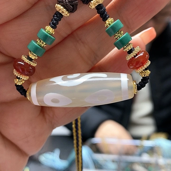 玛瑙/玉髓颈饰合金