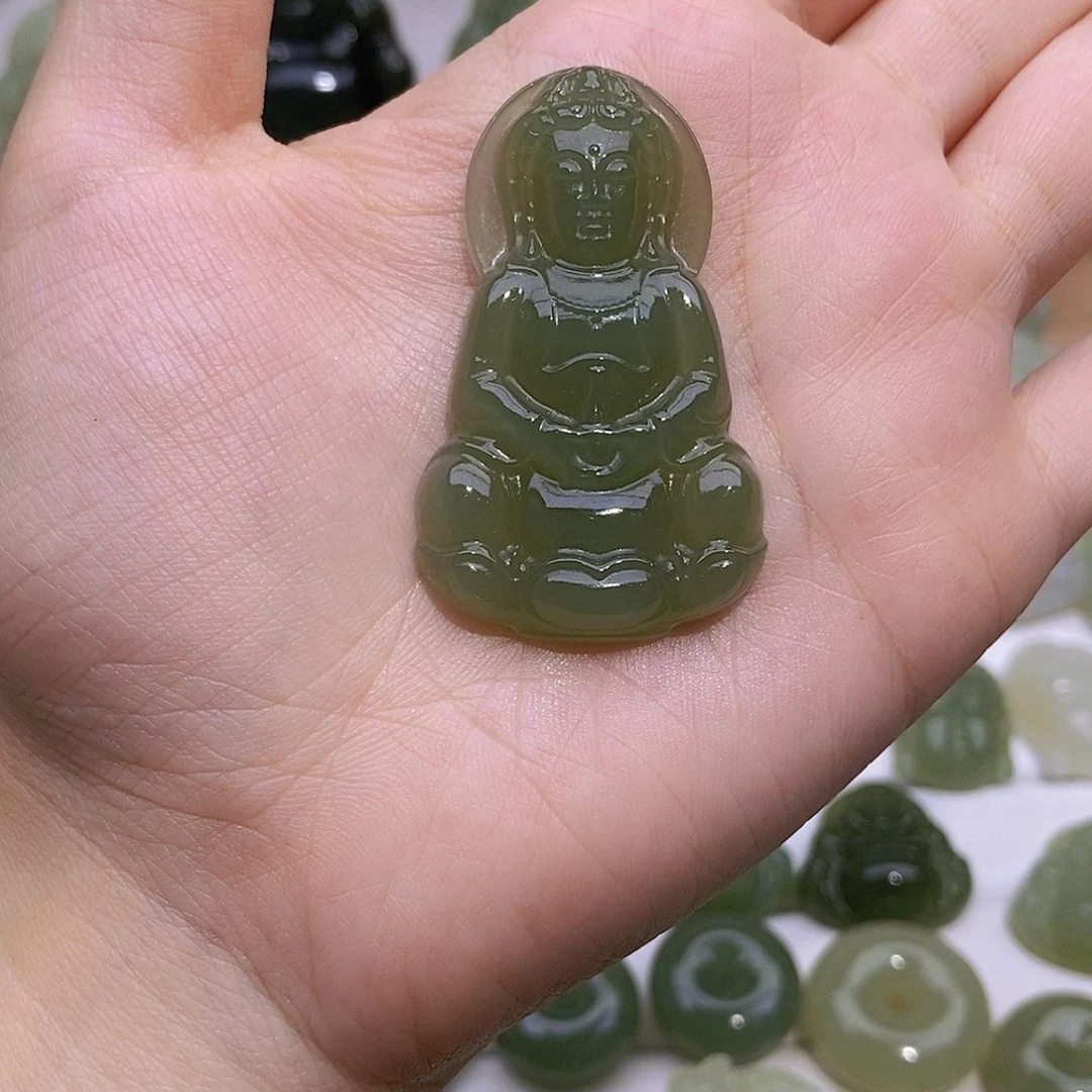 颈饰未镶嵌和田玉