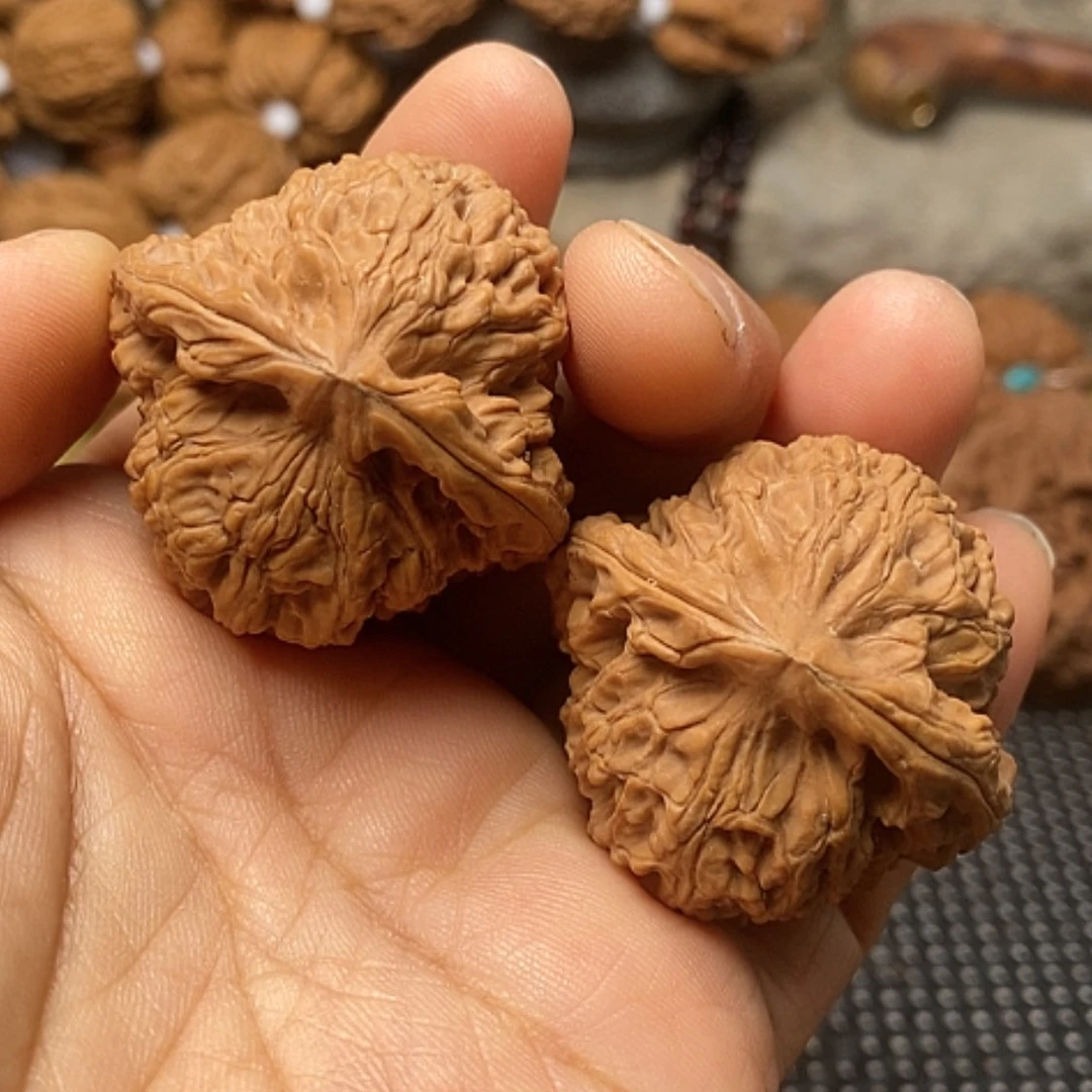 【闪购商品】把件文玩核桃南疆全品38