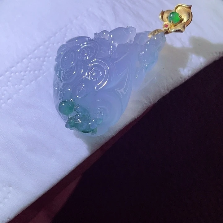 颈饰18K金镶嵌翡翠翡翠