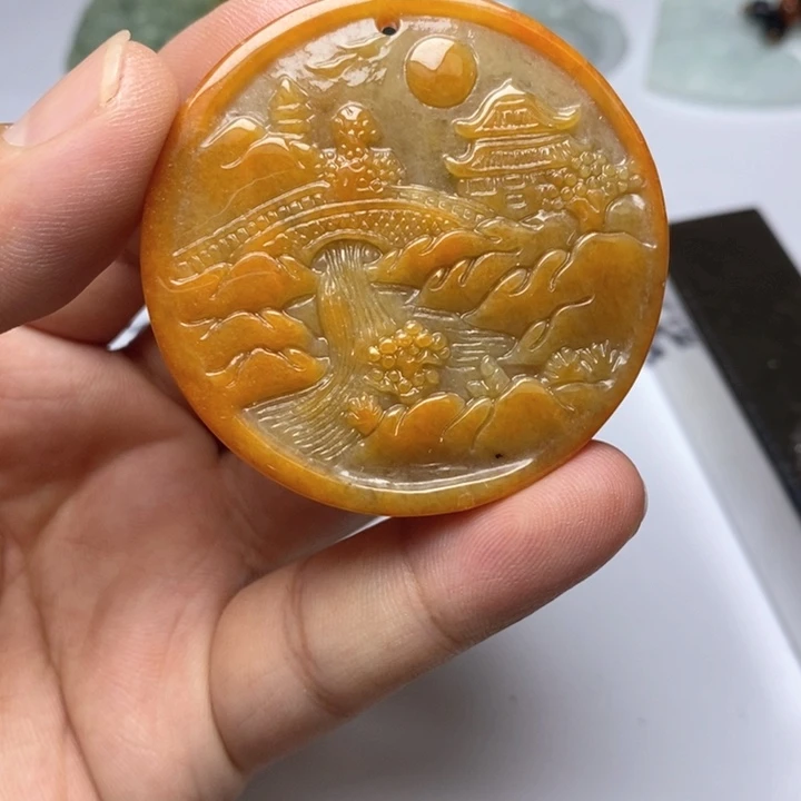 颈饰未镶嵌翡翠翡翠