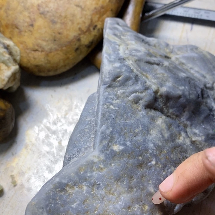 透闪石质玉珠宝半成品未镶嵌