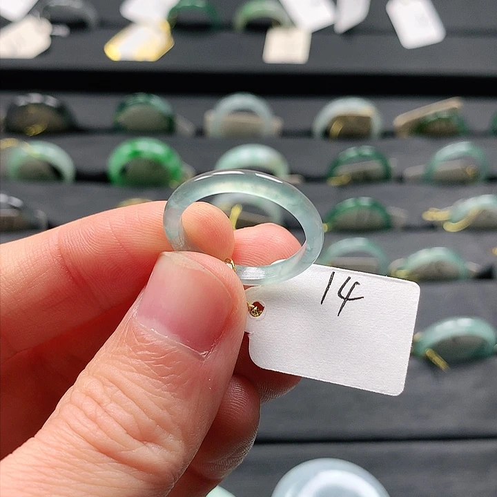 翡翠戒指未镶嵌戒指