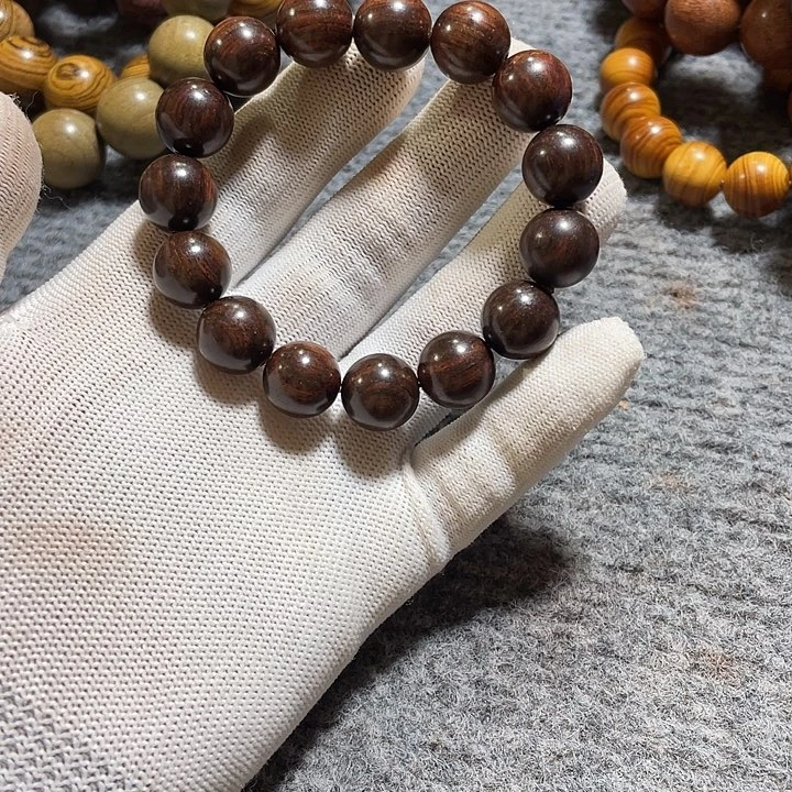 吴***甜大红手串手串手串手串手串＇