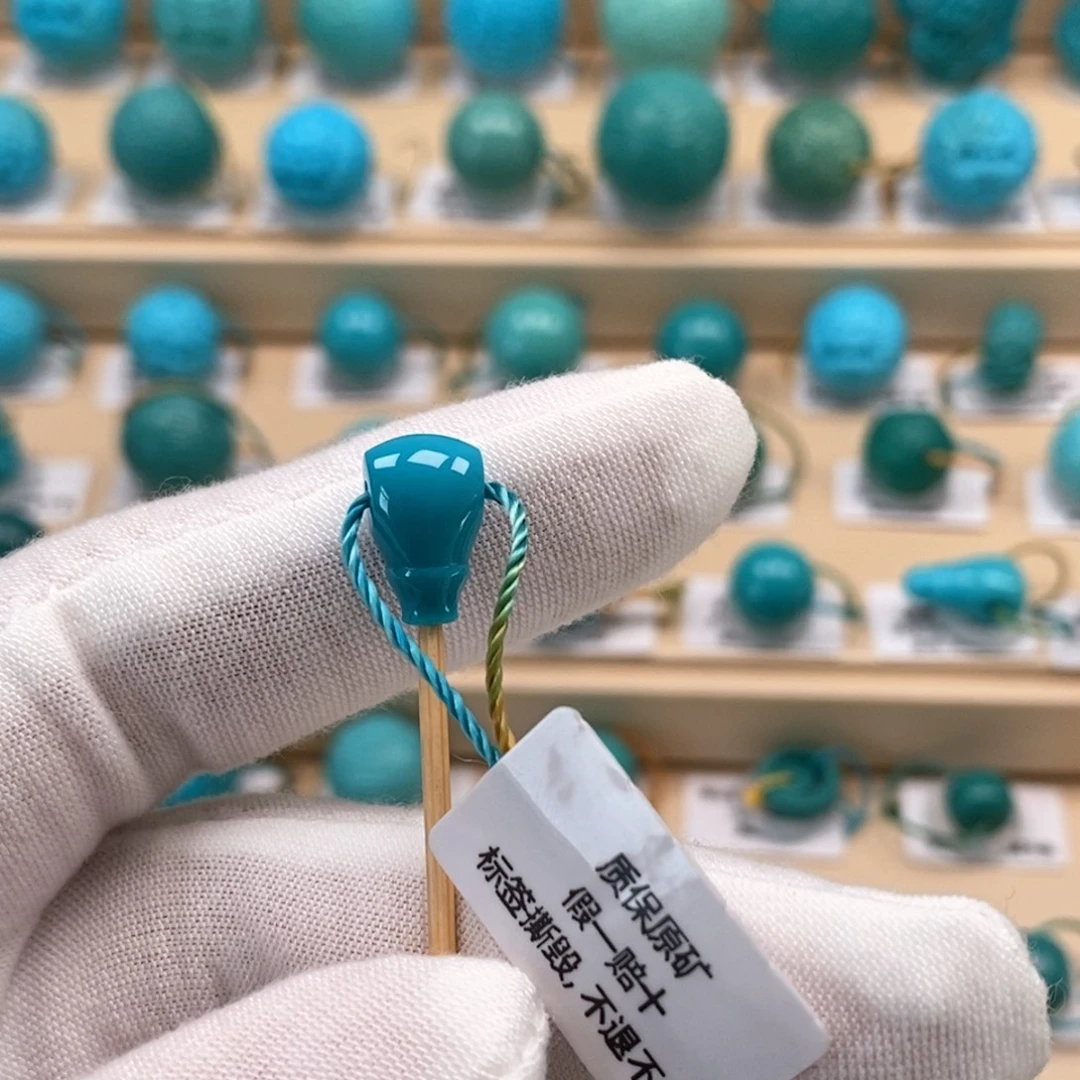 绿松石未镶嵌精品高瓷绿松石哦