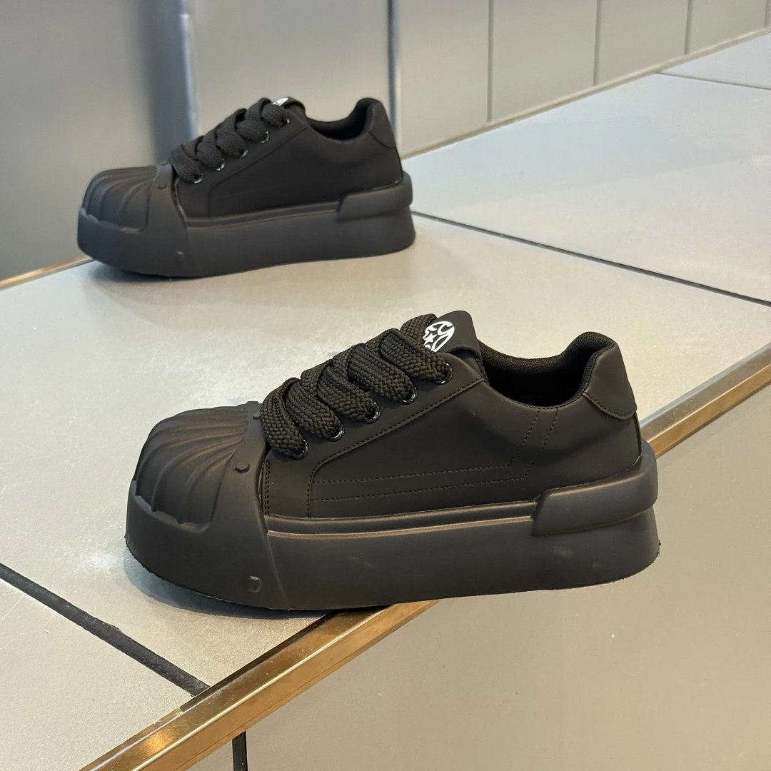 耐磨增高休闲鞋爱心设计厚底板鞋运动系带百搭时尚