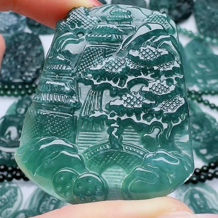 翡翠未镶嵌颈饰天然的A货翡翠多样性发其一