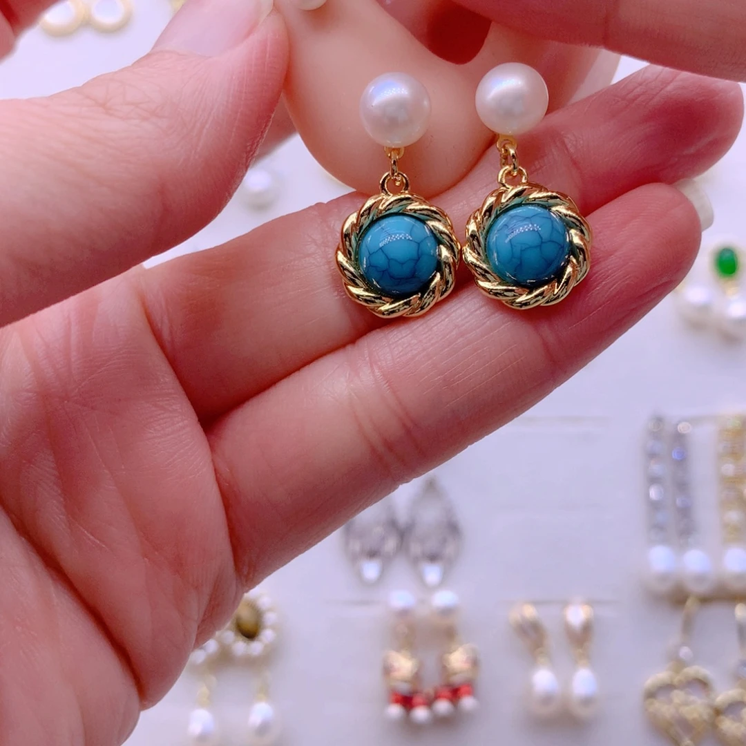 淡水珍珠合金耳饰