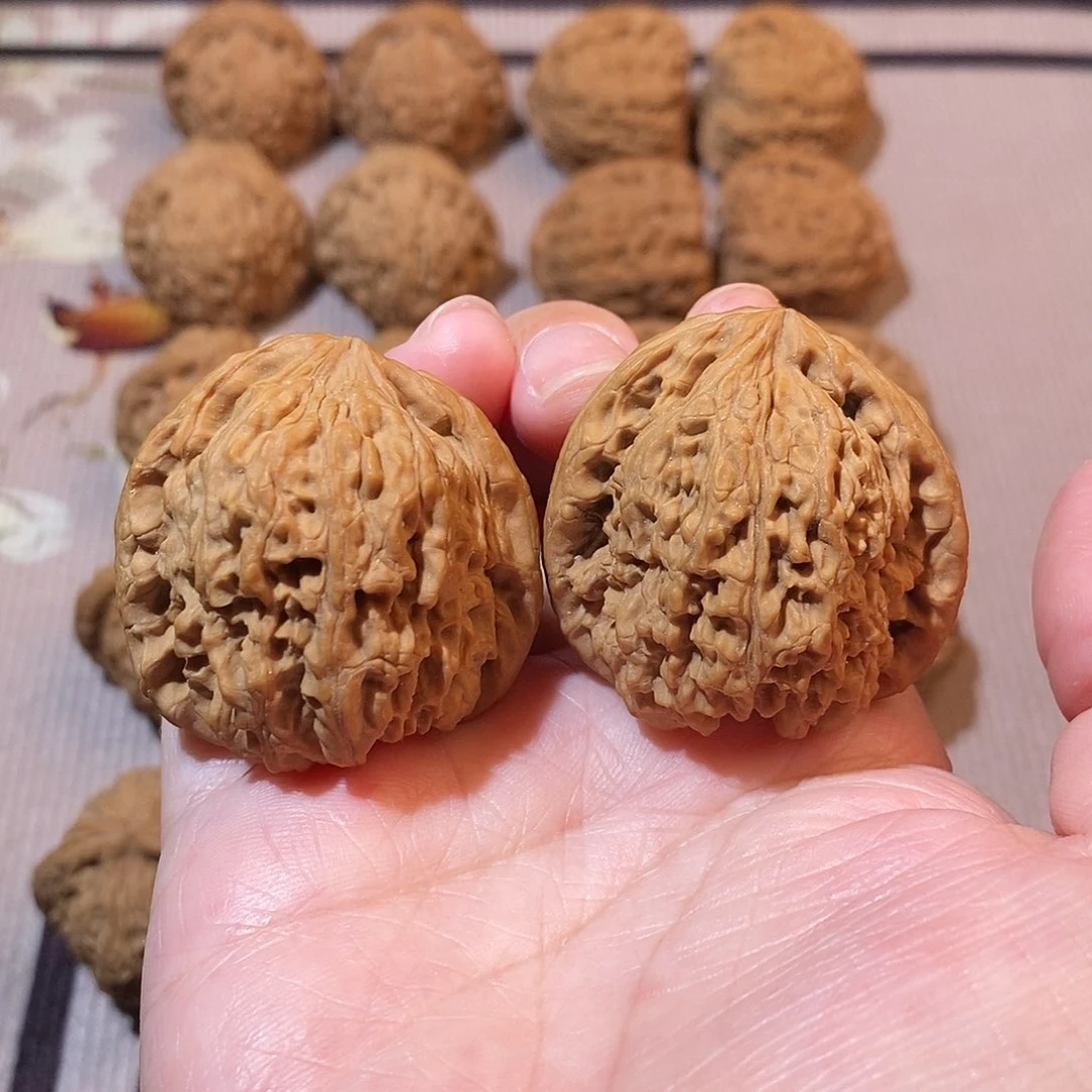 文玩核桃吊坠39南将237