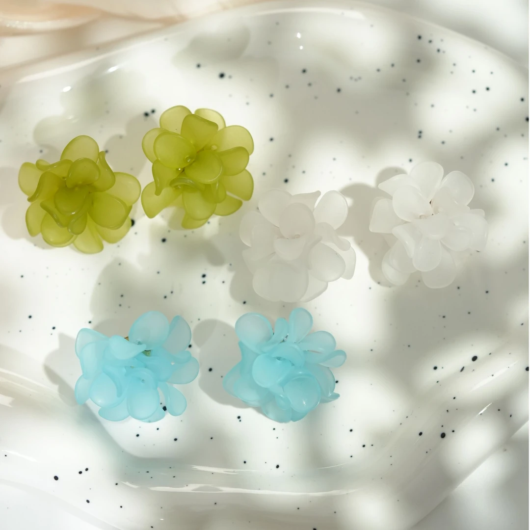 因缺斯汀饰品 铜合金耳饰 【无尽夏】蓝绿白立体花朵耳钉蚊香盘耳夹