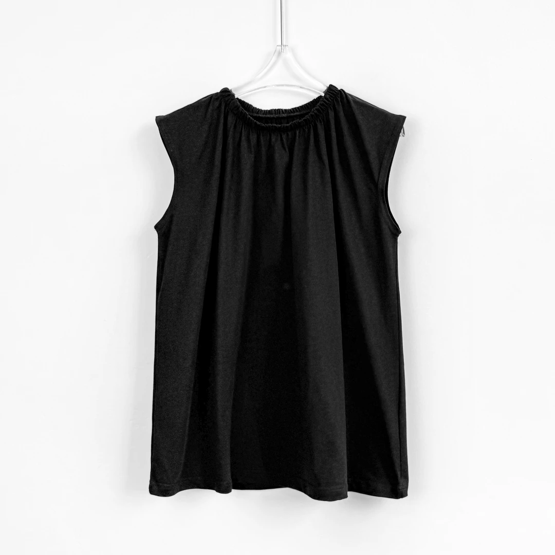 Q“解构设计背心T”褶皱领宽松无袖上衣 XP4026