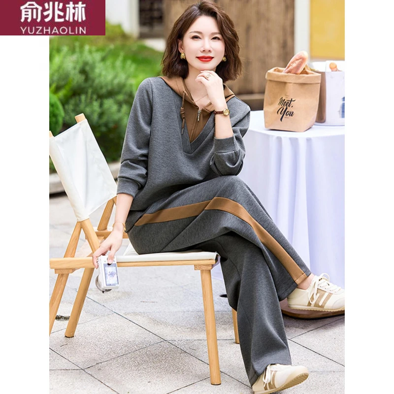 俞兆林妈妈秋装2025新款中老年宽松大码卫衣休闲两件套运动服时尚