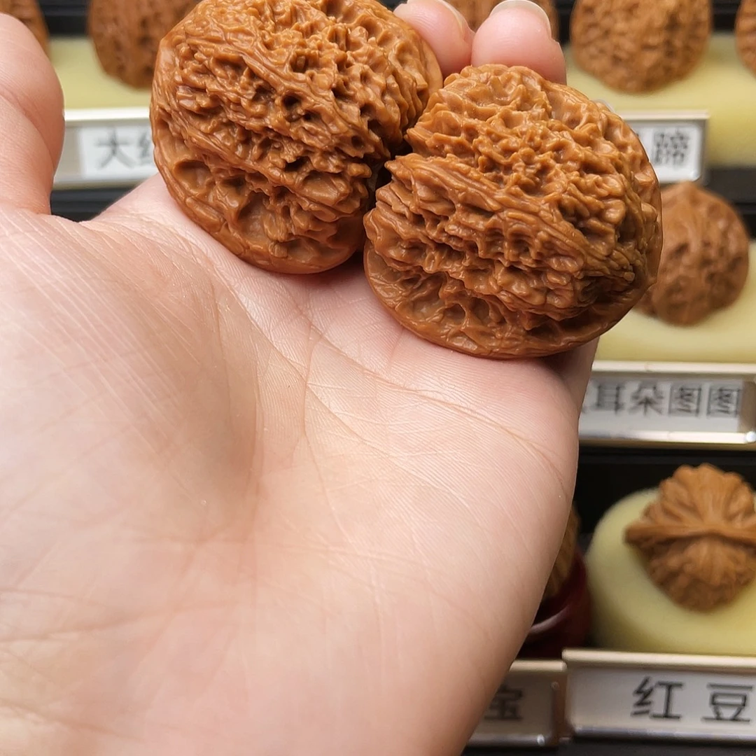 文玩核桃吊坠南疆41尺948