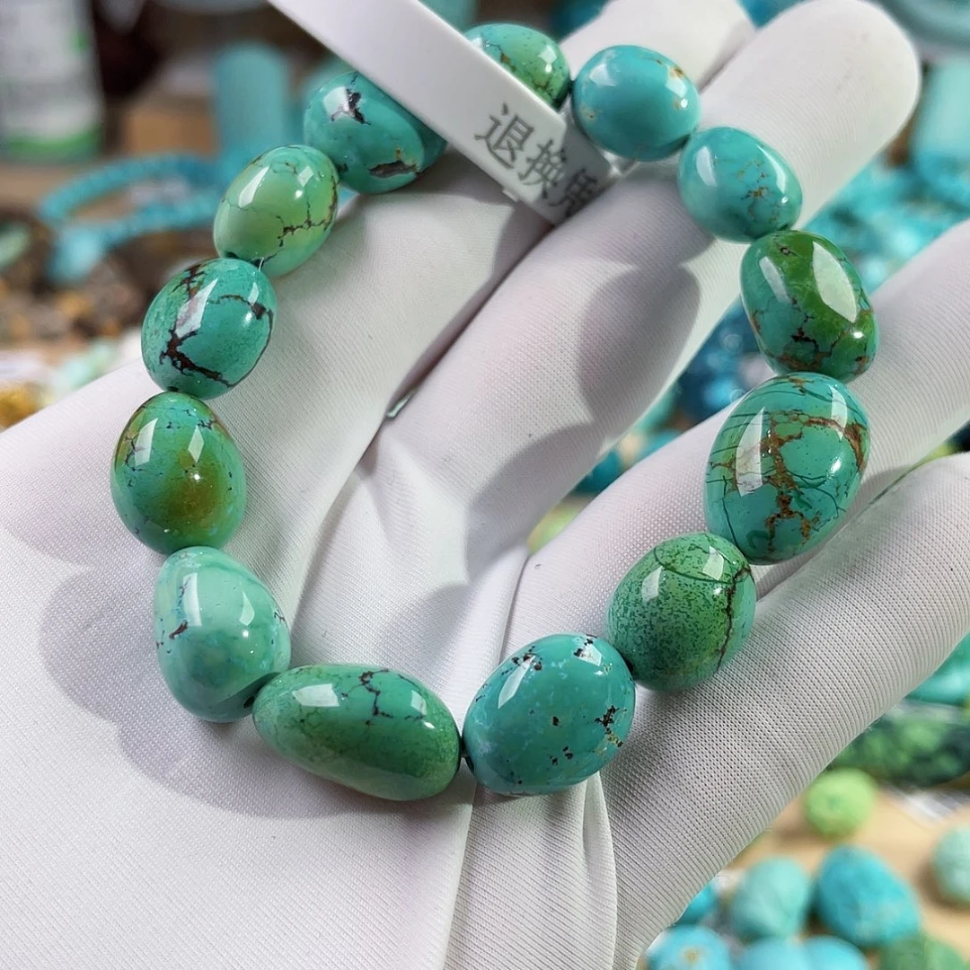 绿松石未镶嵌珠宝奇石