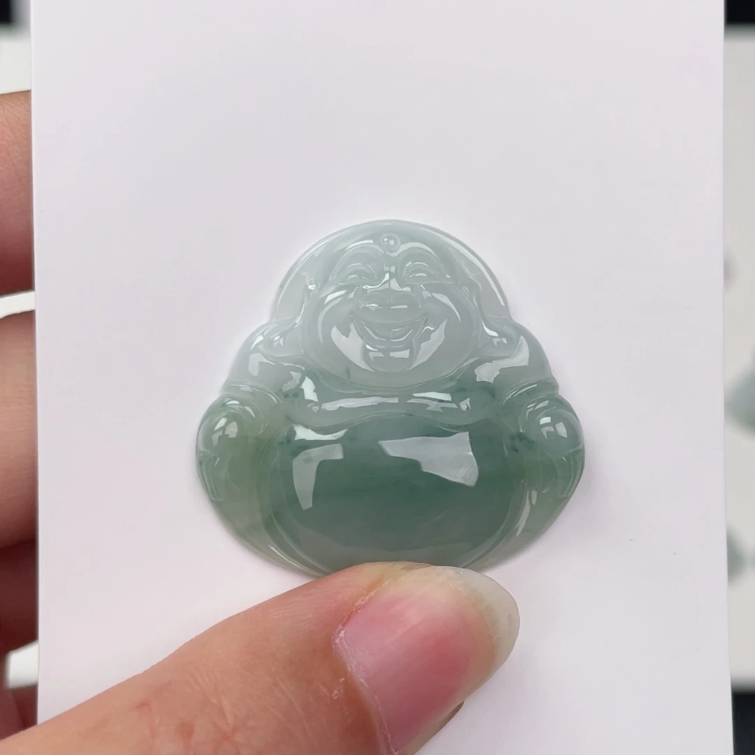 翡翠未镶嵌颈饰佛公