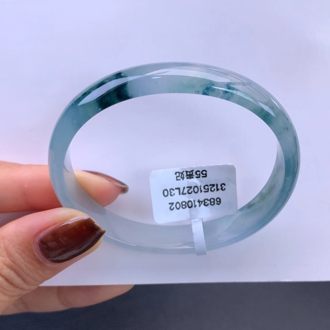 翡翠未镶嵌手镯冰胶蓝花贵妃手镯（买断价7600）