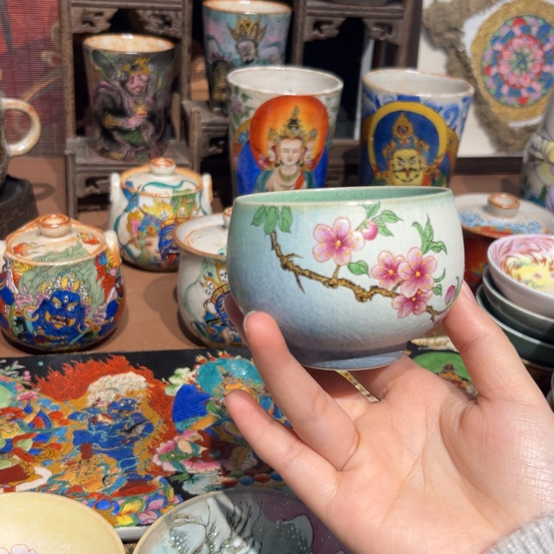 桃花景德镇手工手绘制作