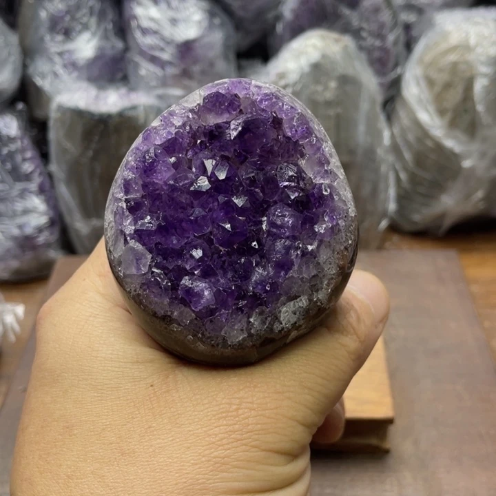 未镶嵌水晶大型摆件（非配饰）