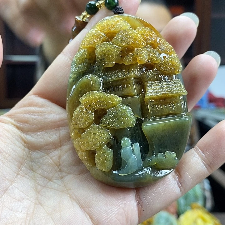 蛇纹石玉未镶嵌颈饰