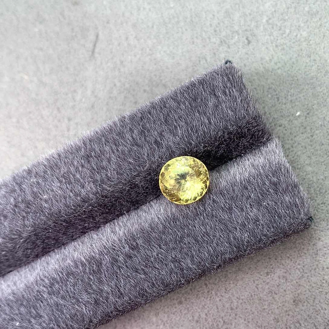 裸石磷灰石未镶嵌