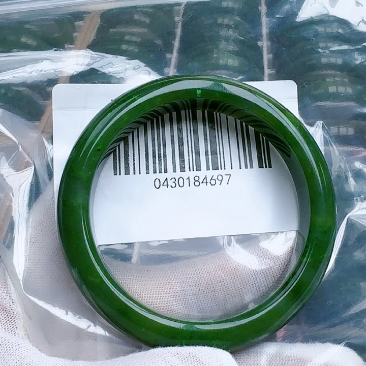 和田玉（碧玉）手镯未镶嵌6162包容