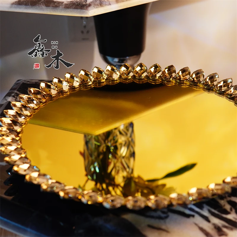 黄色水晶镜面旋转托盘