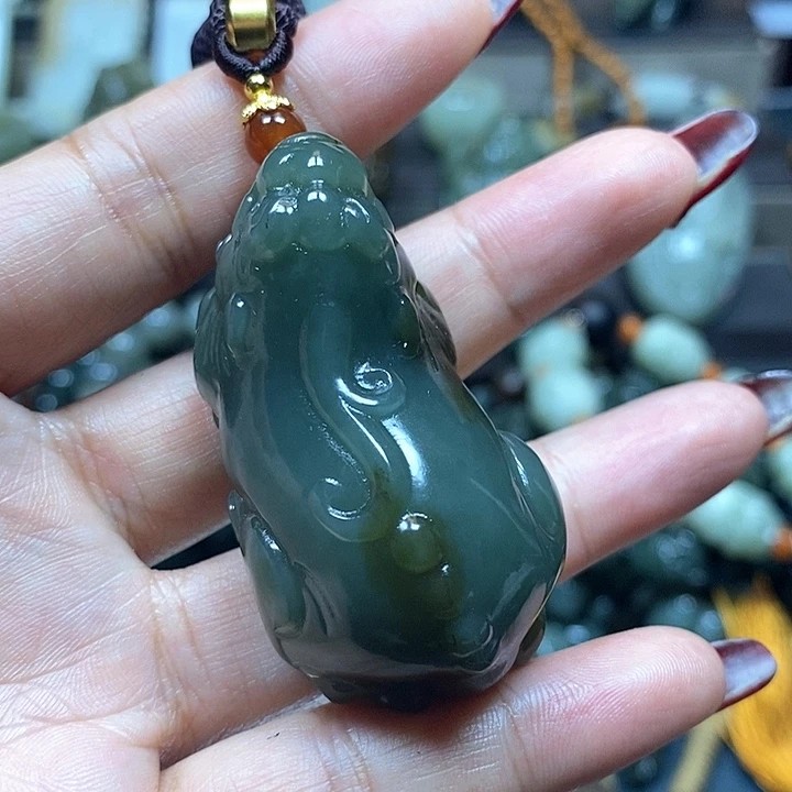 和田玉挂件未镶嵌