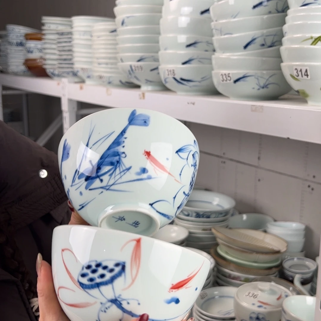 大****微瑕手绘6寸小足面碗（2只装）一样一个