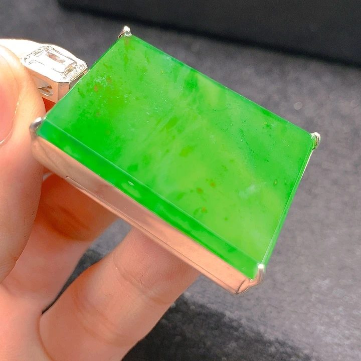 【闪购商品】翡翠未镶嵌颈饰翡翠