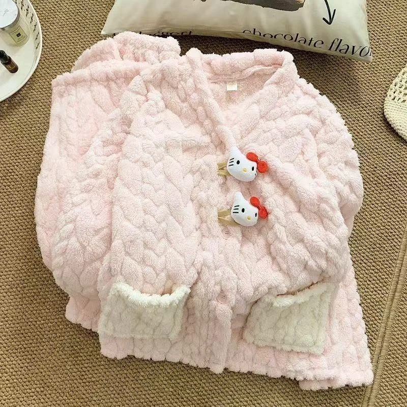 珊瑚绒睡衣时尚毛绒家居服套装女款秋冬季卡通法兰绒保暖加绒加厚