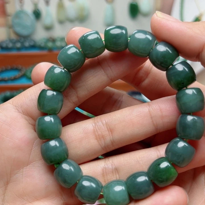 手串未镶嵌和田玉卡12直切