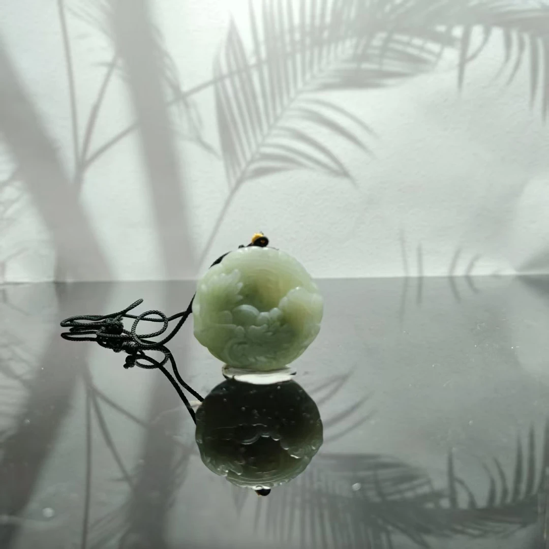 H和田玉龙牌吊坠0864