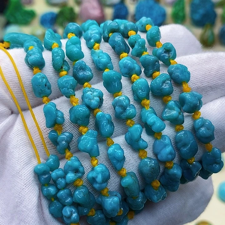 绿松石配饰未镶嵌