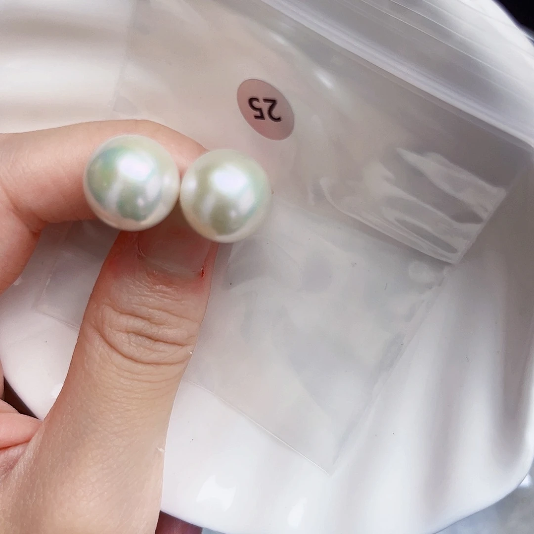银S925镶嵌淡水珍珠耳饰