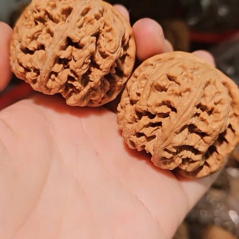 吊坠文玩核桃48粗筋