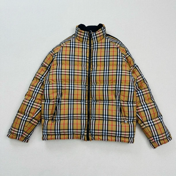 99新 BURBERRY/博柏利 格纹战马两年穿羽绒服/52码/WL1797